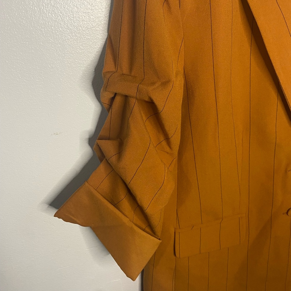Jacket✨🛍 - Picture 2 of 2